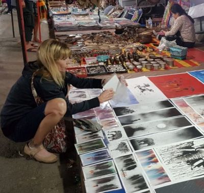 Marcella Loehr Cycling on the  tour with redspokes